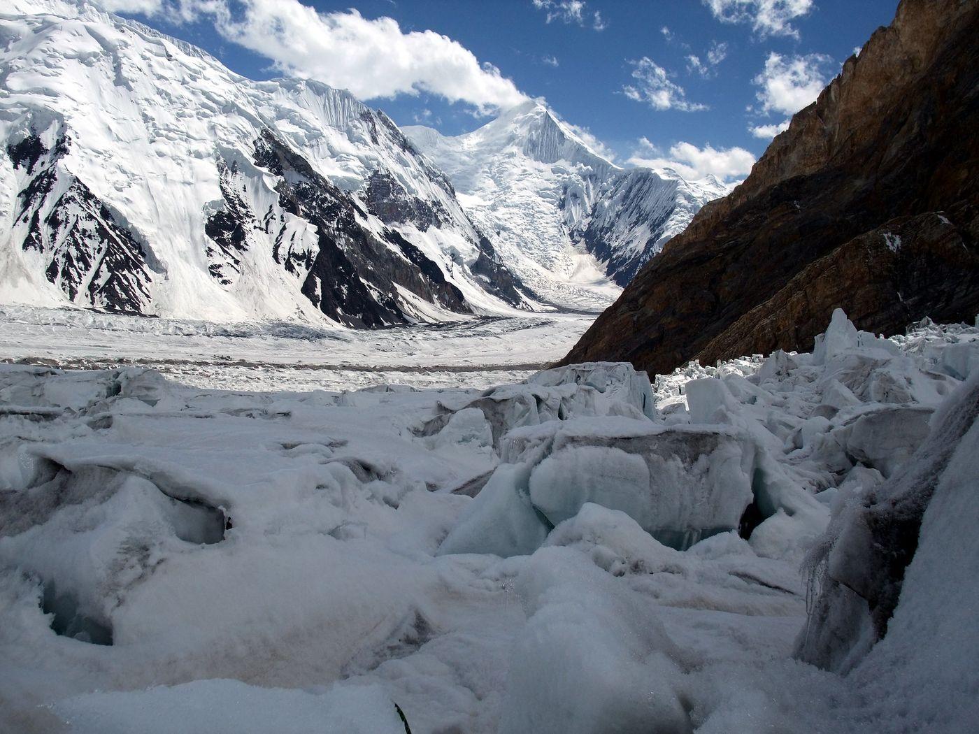 Chogolisa. Pakistan.